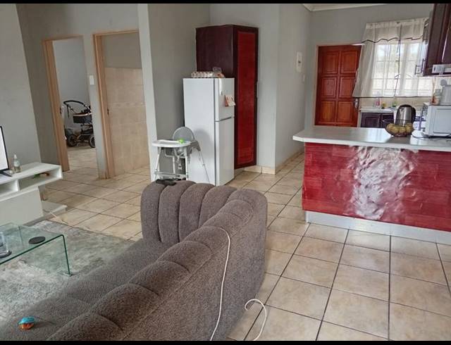 2 BEDROOM PROPERTY TO RENT IN LADANNA